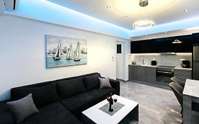Luxury Shades Of Gray Apartment